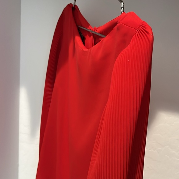 NWOT Classy, Sophisticated Pierre Cardin Red Blouse | Size 10 | Buttons on Back - Picture 3 of 11